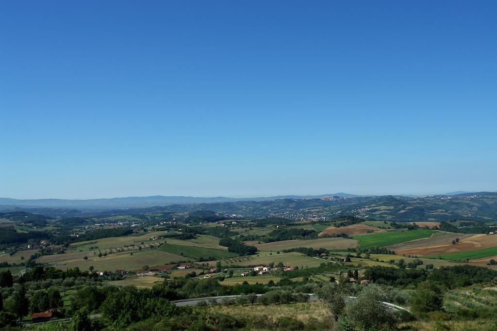 Hotel Il Castellaccio Piccione Eksteriør bilde